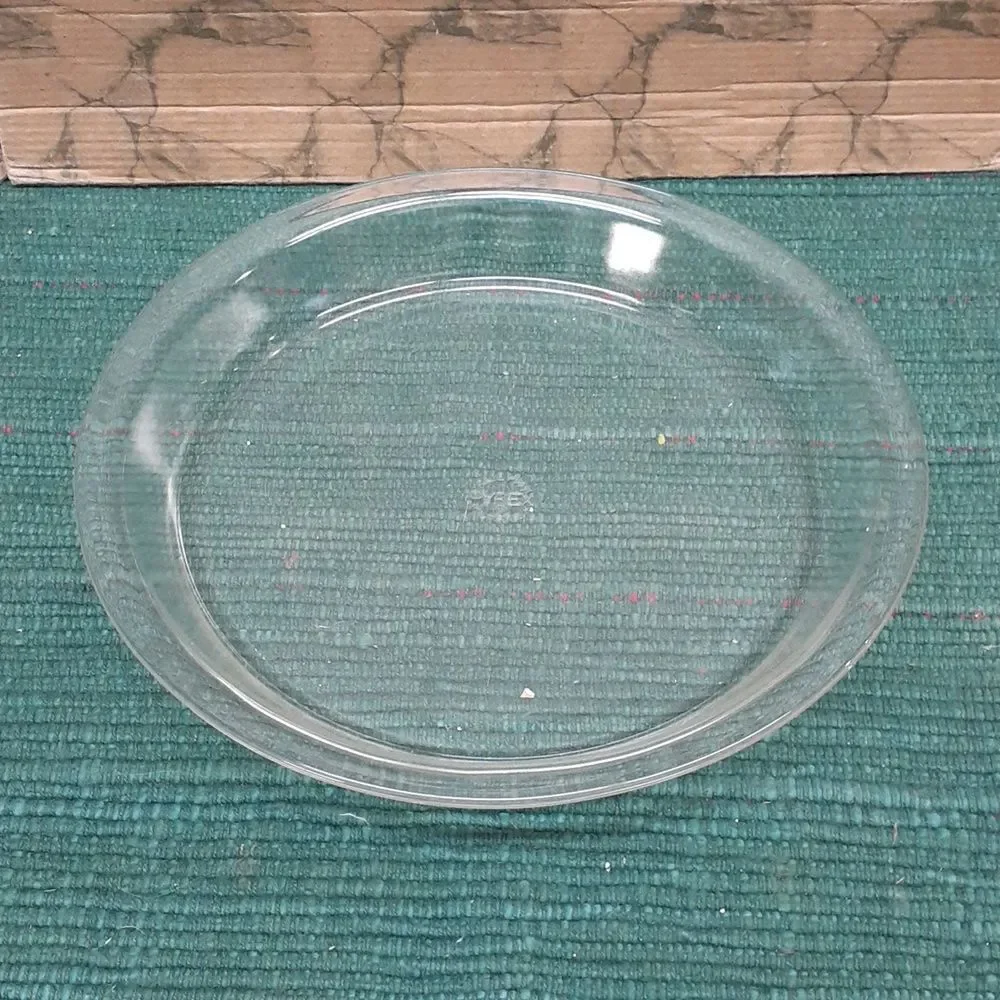 PYREX 210 Clear Glass Pie Dish 10 In Plate Dish Bakeware USA VTG